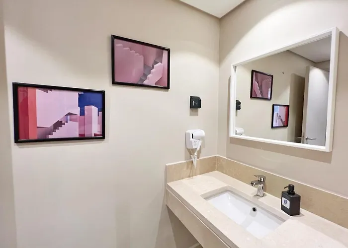 Perky 1 Bdr Mangroovy Free Pool & Access Appartement